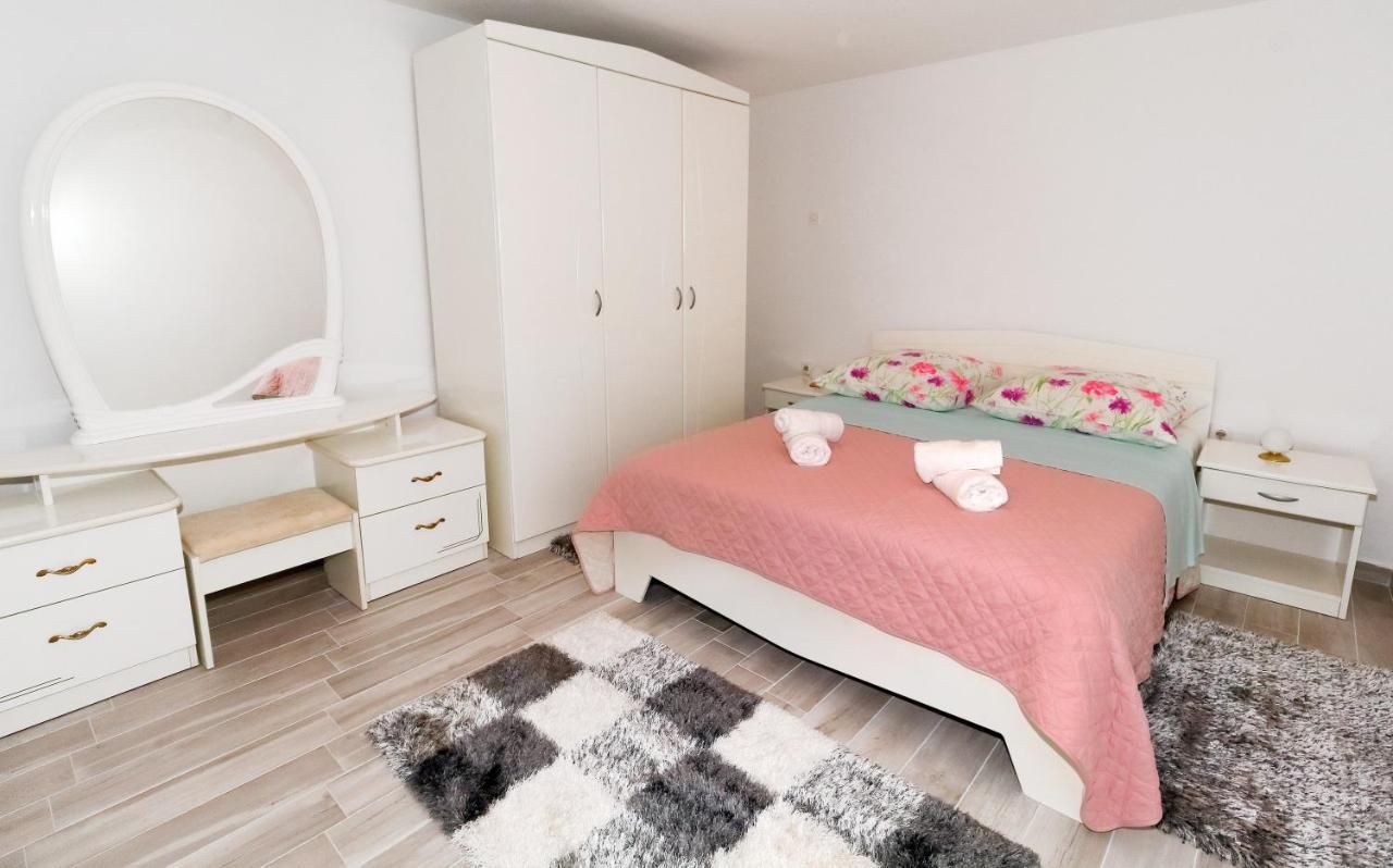 Apartman Nika - Marija Makarská Exteriér fotografie